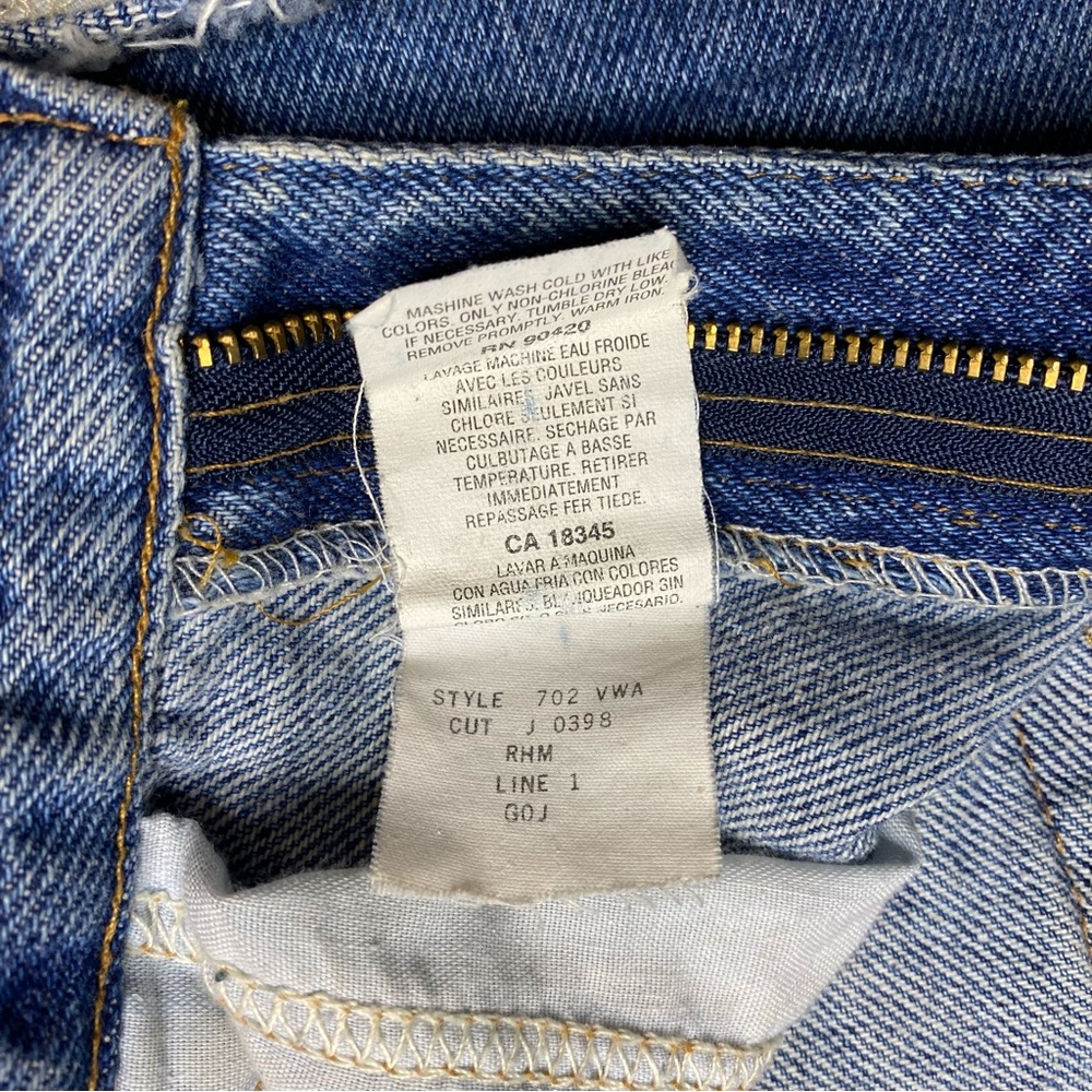 Vintage Gitano Cut-Off Jean Shorts - Picture 7 of 10